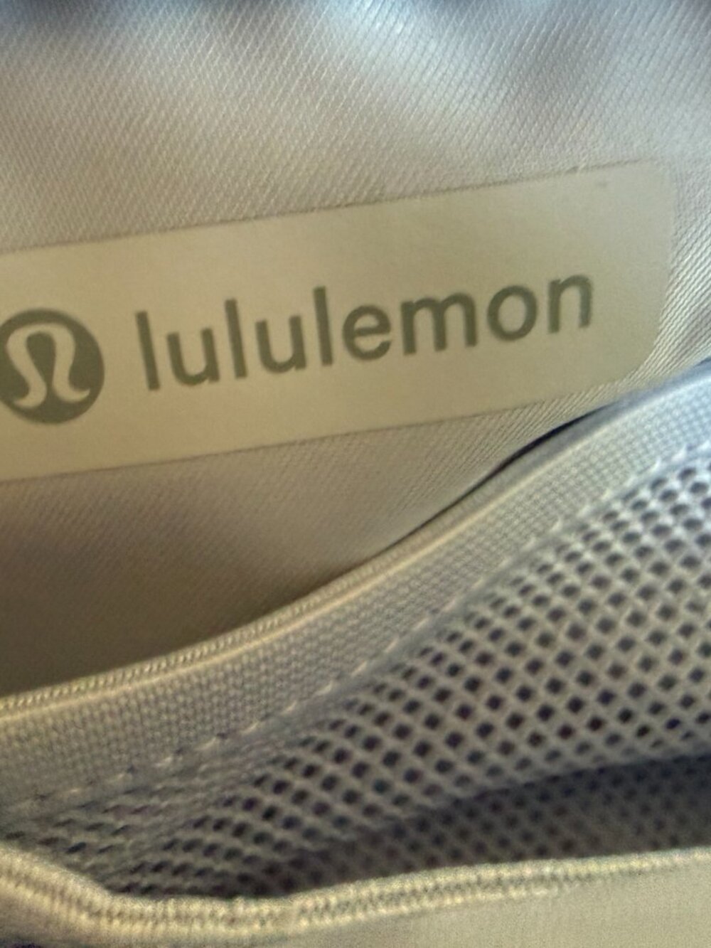 Popular Lululemon Everywhere Belt Bag 1L in Blue - Picture 4 of 7
